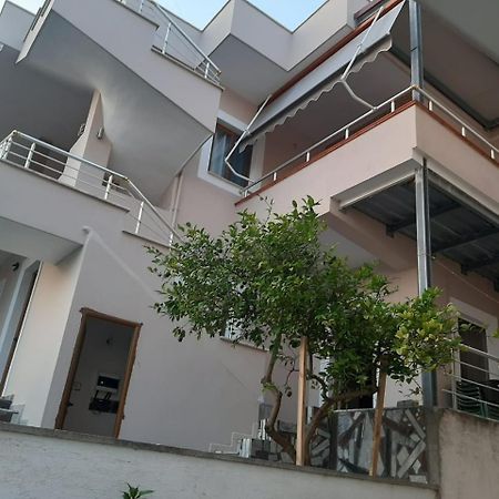 Vila Mina Durrës Exterior foto